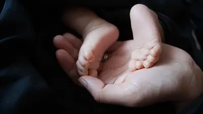 Duchowa adopcja dziecka poczętego to piękny gest miłości