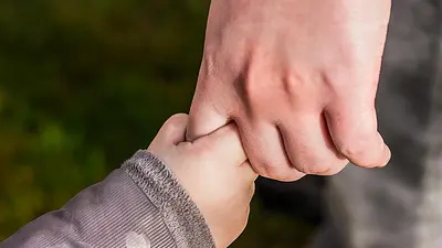 Adopcja dziecka z FAS – kluczowe informacje do podjęcia decy